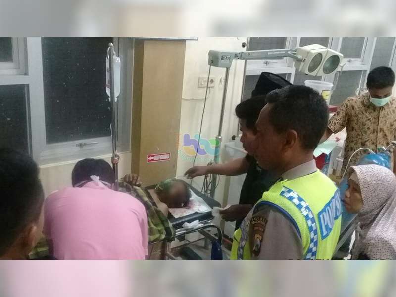 Ditabrak Motor, Pengayuh Sepeda di Sugihwaras Bojonegoro Luka Berat