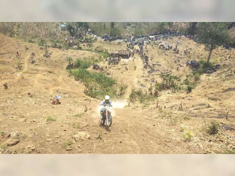 1.200 Crosser Ikuti Crosser Adventure di Semanding Tuban