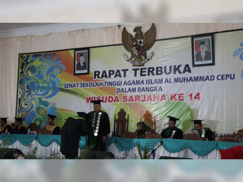 161 Mahasiswa STAI Al-Muhammad Cepu Diwisuda