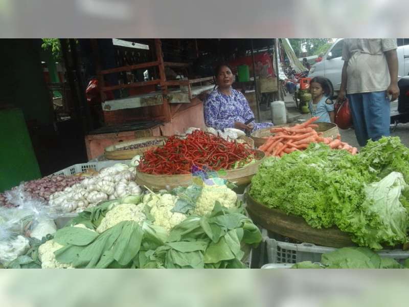 Di Pasar Bojonegoro, Harga Sayur-Mayur Cukup Stabil, Harga Bumbu Dapur Alami Kenaikan