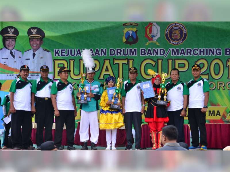 Wakapolres dan Wabup Bojonegoro Hadiri Penutupan Kejuaraan Drum Band Bupati Cup 2018