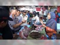 Jelang Natal dan Tahun Baru, Satgas Pangan Tuban Sidak Pasar Tradisional