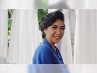 Sari Koeswoyo, Antara Seorang Ibu dan Pelaku Seni