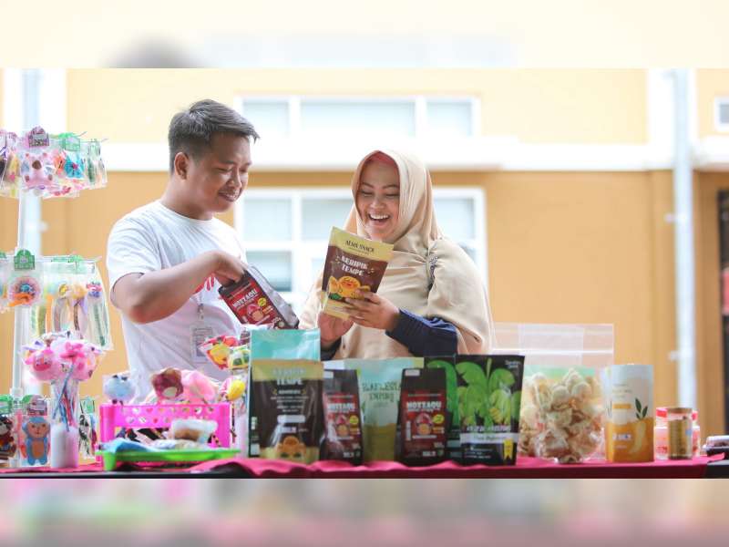Ibu Inspiratif, Mengubah &ldquo;Limbah&rdquo; Menjadi Berkah
