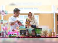 Ibu Inspiratif, Mengubah &ldquo;Limbah&rdquo; Menjadi Berkah