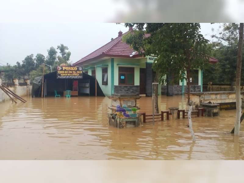 Ratusan Rumah Warga di Parengan Tuban Terendam Banjir Kali Kening