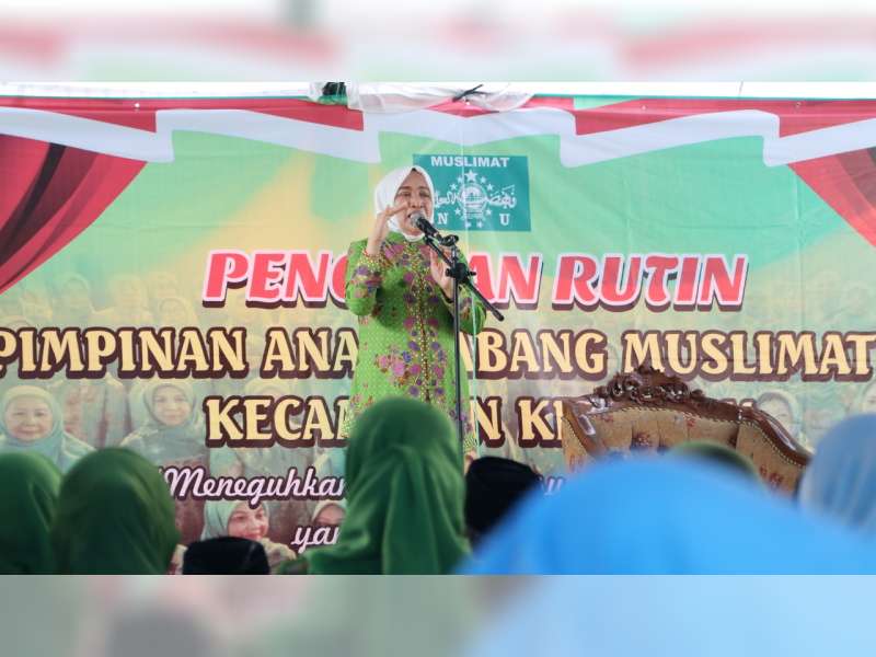 Bupati Bojonegoro Hadiri Pengajian Rutin Muslimat dan Fatayat NU di Kedewan