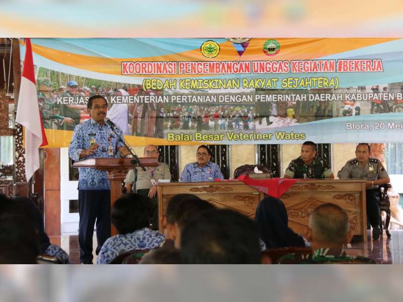 9.953 Rumah Tangga Miskin di Blora Akan Terima Bantuan Ternak Ayam Joper
