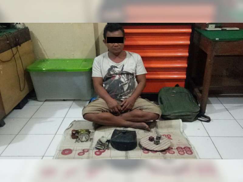 Tertangkap Tangan Sedang Main Judi Dadu, Warga Tunjungan Blora Ditangkap Polisi
