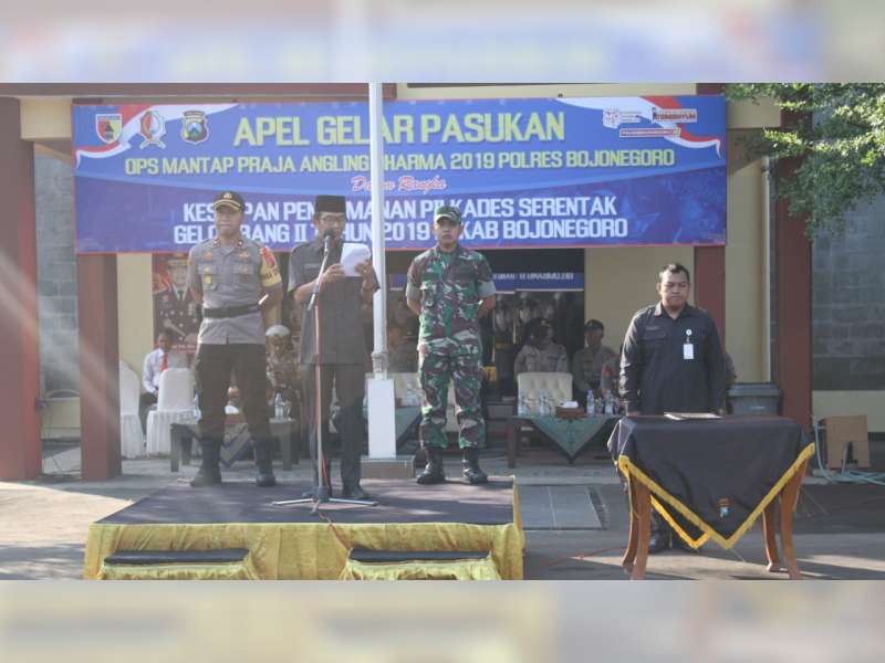 Wakil Bupati Bojonegoro Pimpin Apel Gelar Pasukan Pengamanan Pilkades Serentak 2019