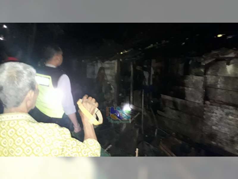 Ditinggal Salat ke Masjid, Dapur Milik Warga Bubulan Bojonegoro Terbakar