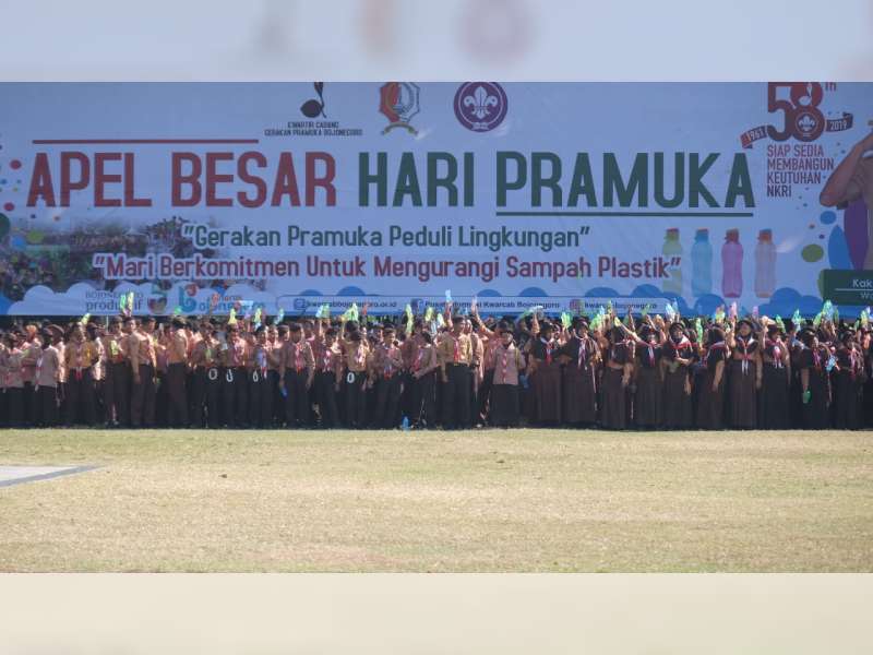 Bupati Ajak Pramuka dan Masyarakat Bojonegoro Berkomitmen Kurangi Sampah Plastik