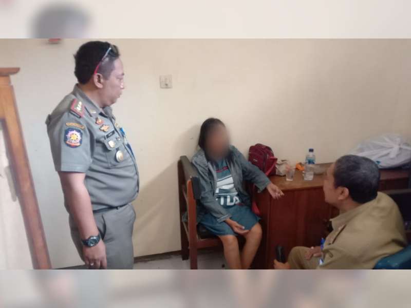 Satpol PP Bojonegoro Amankan Seorang Perempuan, Diduga Pekerja Seks Komersial