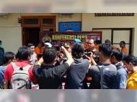 Tiga Bulan, Polres Blora Amankan 5 Tersangka Narkotika dan 3 Tersangka Obat Terlarang