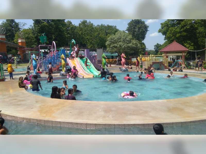 Wahana Wisata Dander Park Bojonegoro, Ramai Didatangi Pengunjung
