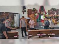 Kapolres Bojonegoro, Cek Persiapan Pengamanan Perayaan Natal dan Tahun Baru