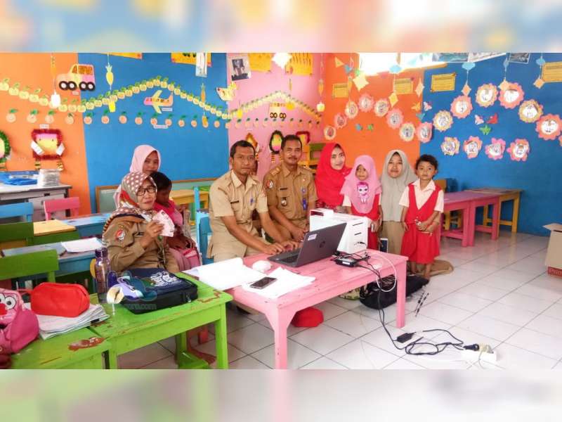 Optimalkan Pelayanan Pembuatan KIA, Pemerintah Kecamatan Gayam Jemput Bola ke Sekolah