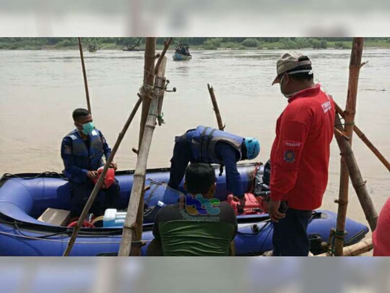 Belum Ditemukan, Tim SAR Masih Lakukan Pencarian Koban Tenggelam di Balen Bojonegoro