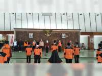 Pemkab Bersama Pramuka Kwarcab Bojonegoro Bagikan Masker pada Masyarakat