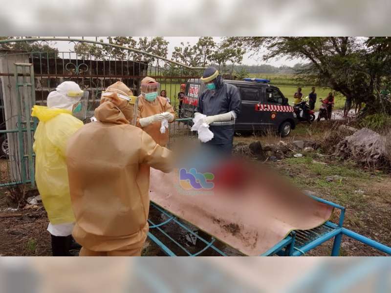 Seorang Petani Warga Padangan Bojonegoro Meninggal Dunia Saat Memupuk Padi di Sawah