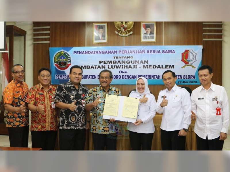 Pemkab Bojonegoro Segera Lanjutkan Rencana Pembangunan Jembatan Luwihhaji - Medalem