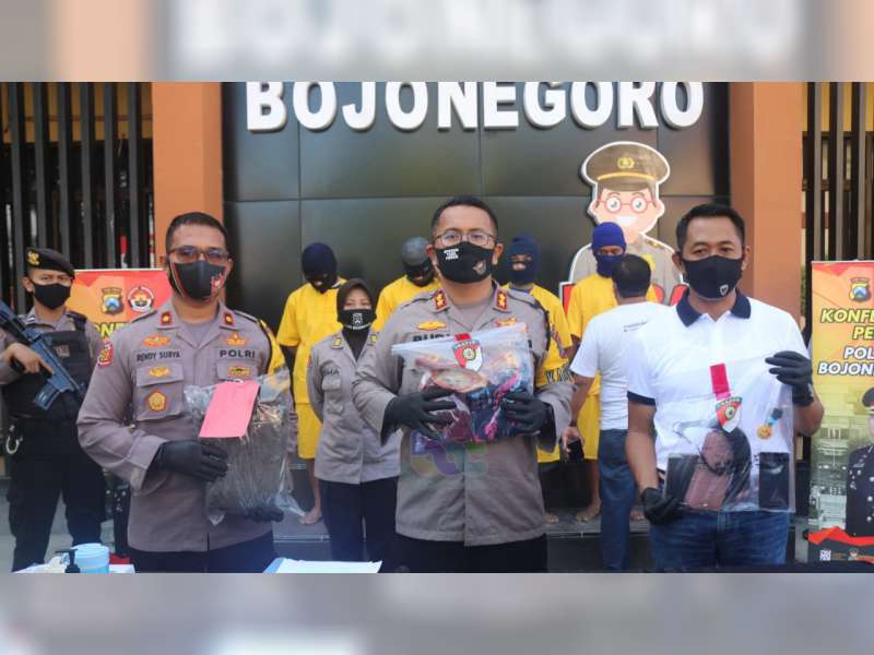 Polres Bojonegoro Tangkap 4 Orang Pelaku Persetubuhan Terhadap Anak