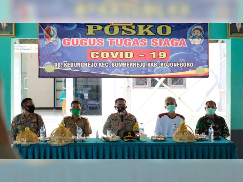 Kunjungi Kampung Tangguh, Kapolres Bojonegoro Ajak Masyarakat Patuhi Protokol Kesehatan