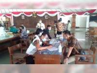 ASN dan Tenaga Kontrak di Lingkup Setda Pemkab Bojonegoro, Jalani Rapid Test