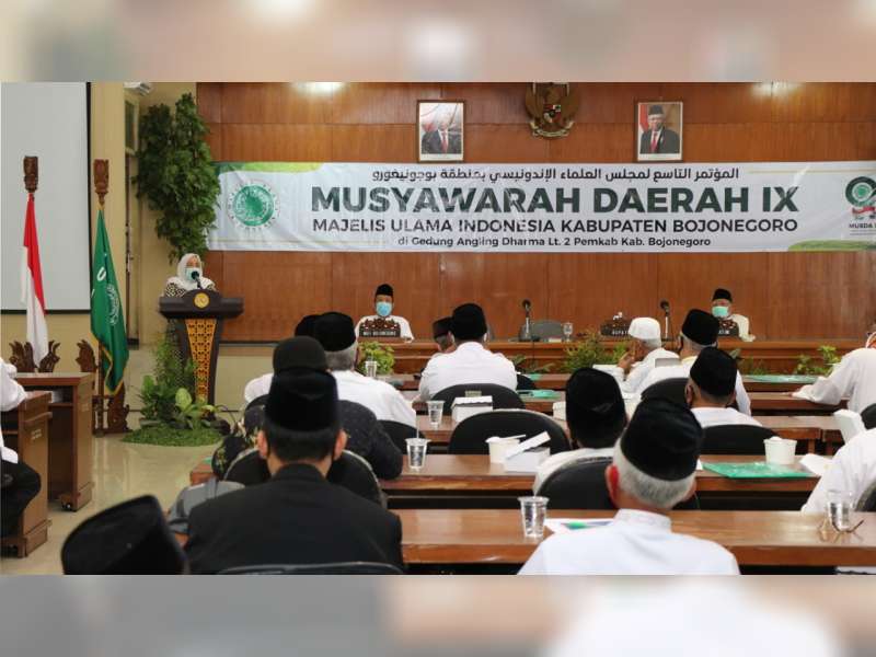 Buka Musda IX MUI Bojonegoro, Bupati Anna Muawanah Harap Sinergisme Ulama dan Umara