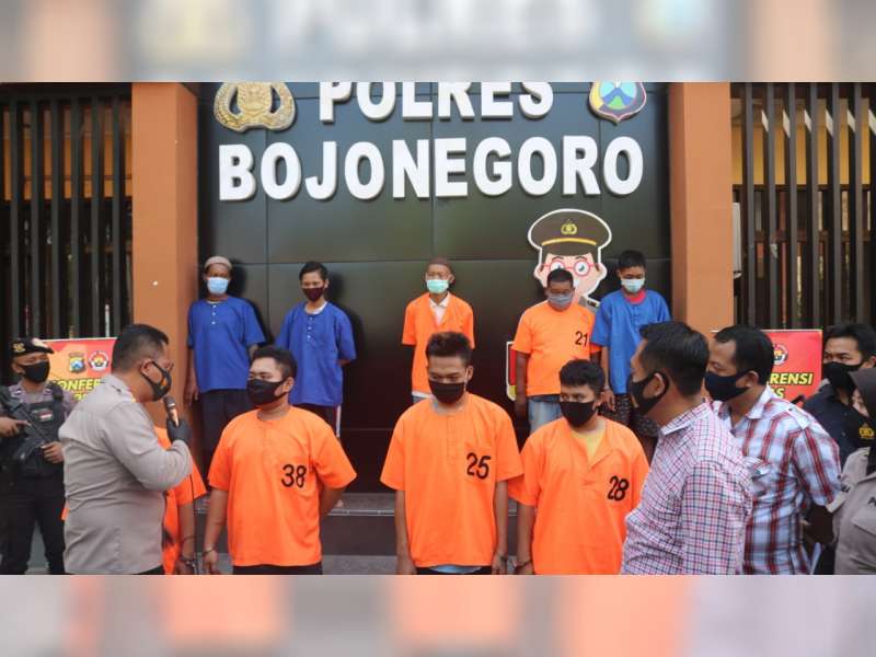 Polres Bojonegoro Tangkap 4 Orang Sindikat Pencurian Gabah