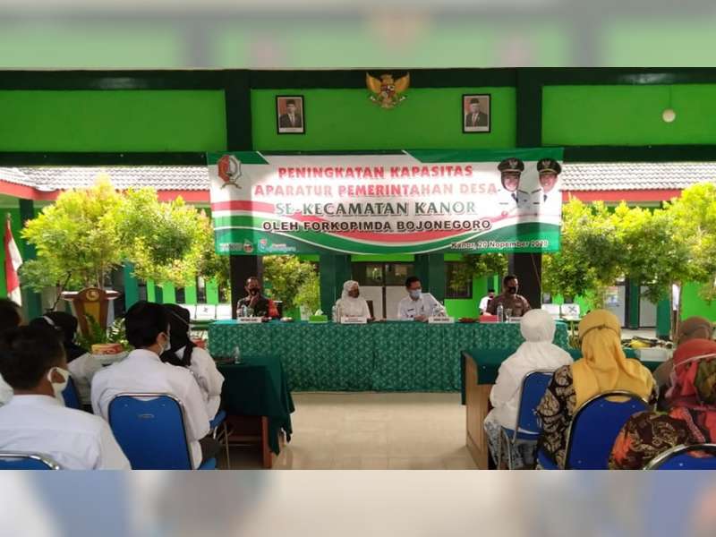 Pemkab Bojonegoro Gelar Pembinaan Peningkatan Kapasitas Aparatur Pemerintahan Desa di Kanor