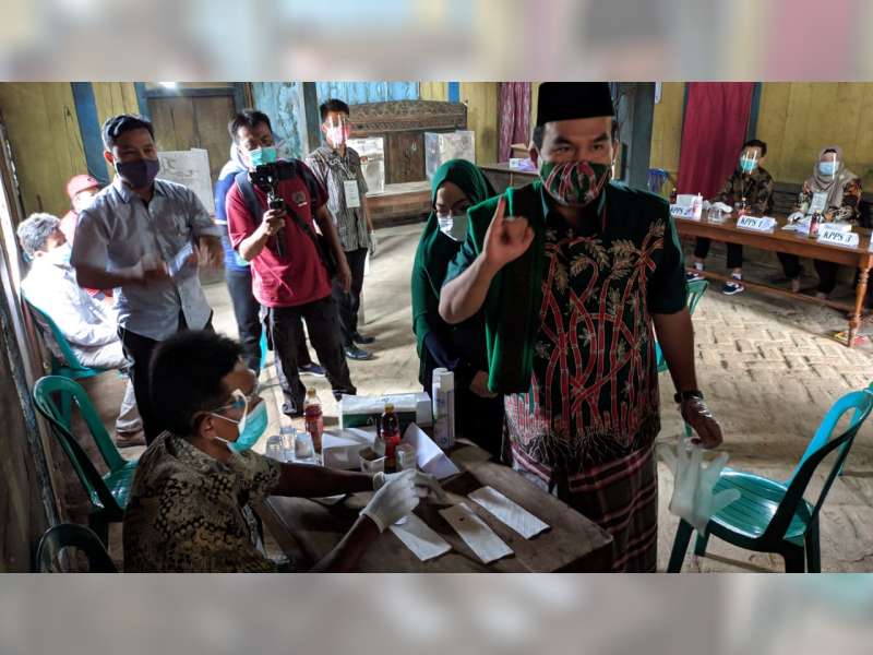 3 Calon Bupati yang Berkontestasi dalam Pilkada Blora, Nyoblos di TPS Bereng Keluarga