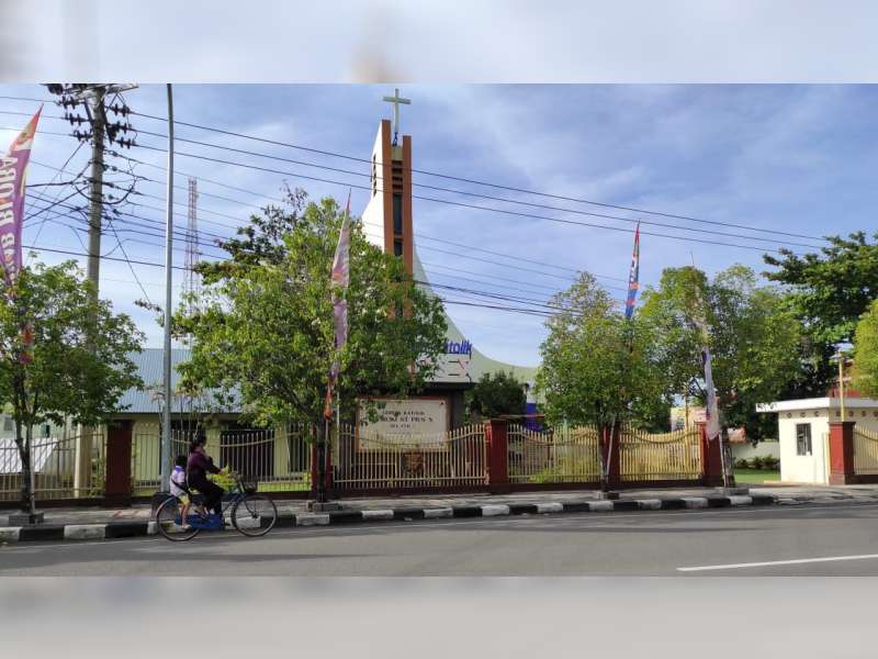 Dampak Pandemi COVID-19, Gereja-gereja di Blora Rayakan Natal Melalui Daring &nbsp;