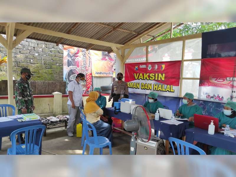 Polsek Bubulan, Polres Bojonegoro, Gelar Vaksinasi Corona Massal untuk Masyarakat
