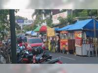 Pemerintah Siapkan Bantuan Sosial 5 Ribu Paket Beras bagi PKL Terdampak PPKM di Bojonegoro