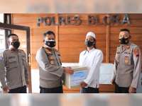 Polres Blora Serahkan Banutan Sosial Untuk Pekerja Seni Terdampak COVID-19 dan PPKM