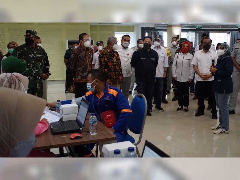 Tiga Menteri Pemerintahan Jokowi Tinjau Vaksinasi Corona di PEM Akamigas Cepu, Blora