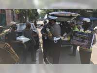 Operasi Patuh Candi 2021, Polres Blora Bagikan Sembako dan Sosialisasi Prokes 3M