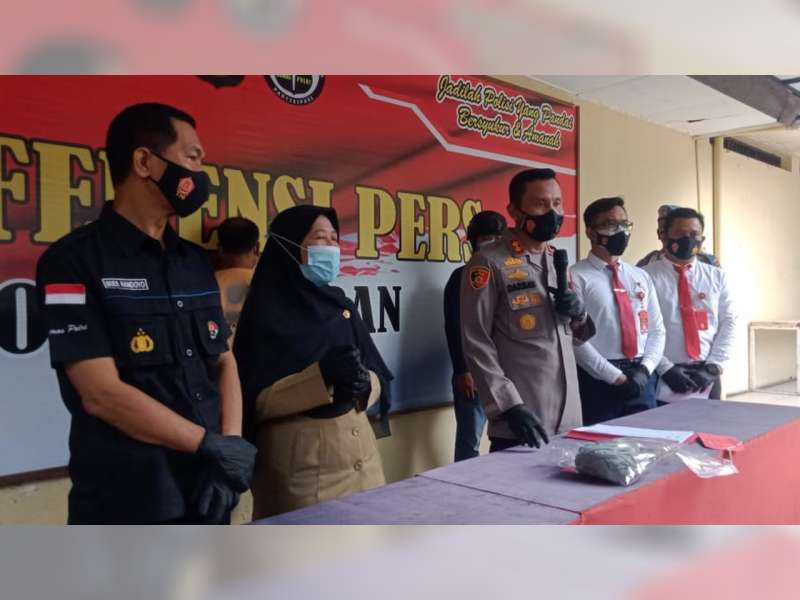 Akibat Mabuk, Pria Asal Plumpang, Tuban, Aniaya Temannya Sendiri Menggunakan Botol Saus