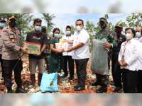 Bupati Blora Serahkan Bantuan untuk Korban Bencana Angin Kencang