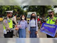 Satgas Operasi Zebra Polres Blora Edukasi Protokol Kesehatan COVID-19 pada Pengendara