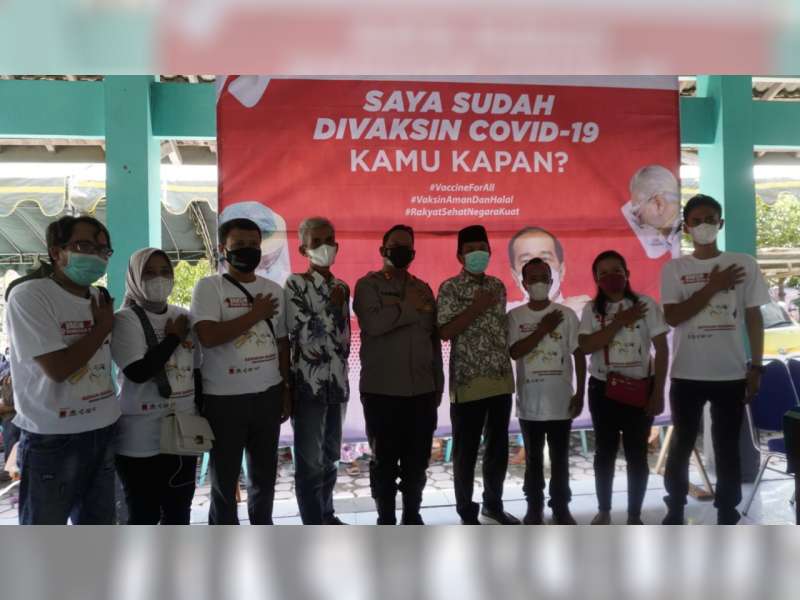 Kapolres Bersama Wakil Bupati Bojonegoro Tinjau Gerai Vaksinasi COVID-19