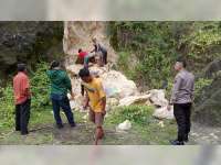 Seorang Penambang Galian di Baureno, Bojonegoro, Tewas Tertimbun Reruntuhan Batu Kapur