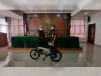Kajari Bojonegoro Beri Hadiah pada JPU yang Usulkan 'Restorative Justice' Kasus Penganiayaan