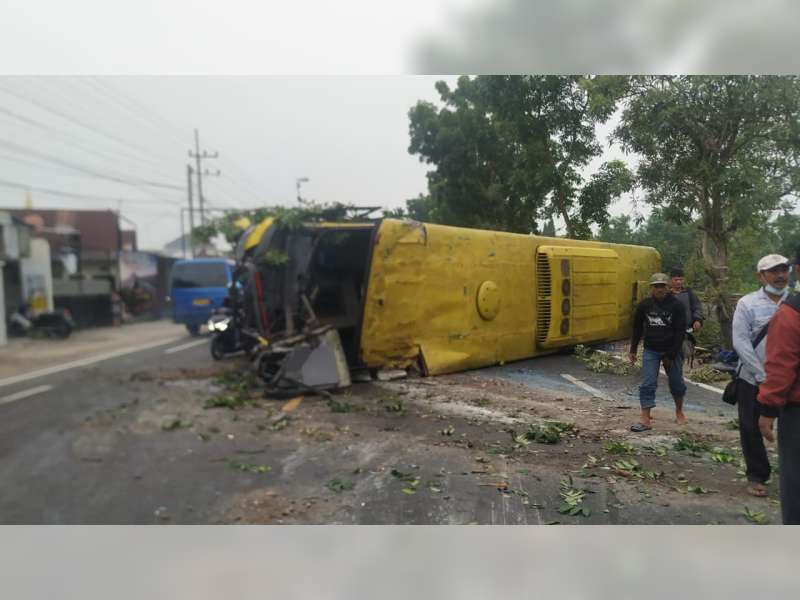 Bus Tabrak Motor di Kapas, Bojonegoro, Pengendara Motor Meninggal Dunia di TKP