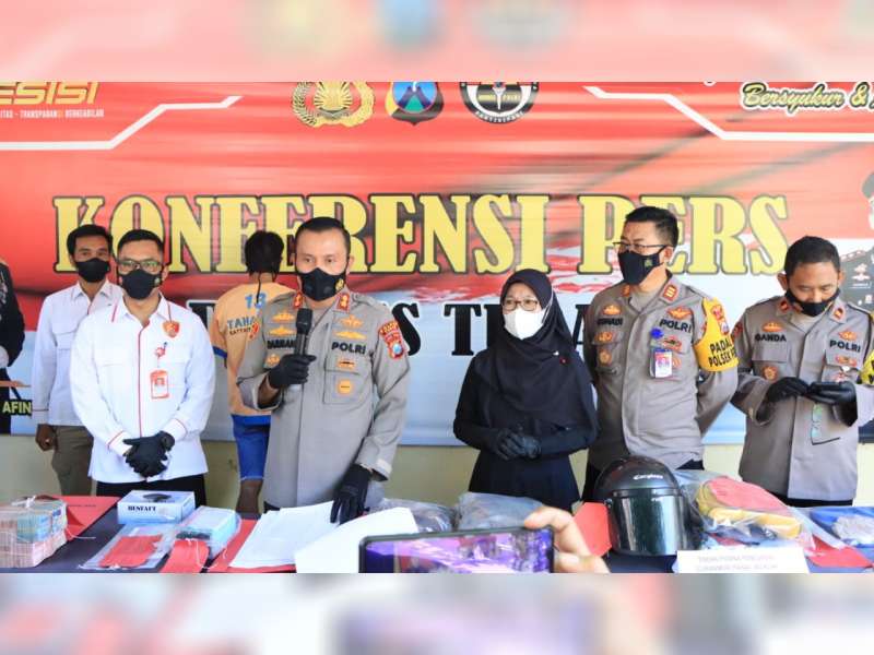 Mengaku Anggota Polisi dan Tipu Wanita asal Tuban, Pria Bojonegoro Ditangkap