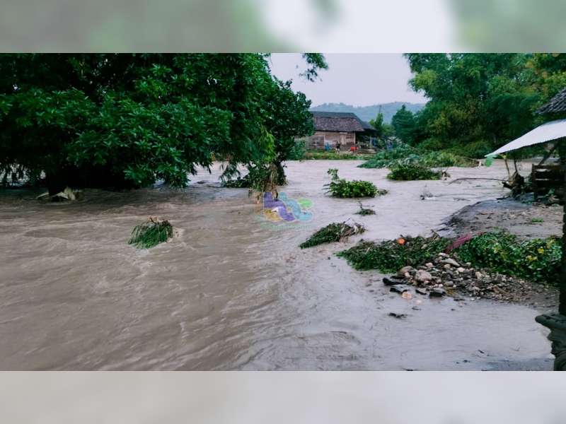 Puluhan Rumah Warga di Desa Soko, Temayang, Bojonegoron Diterjang Banjir Bandang
