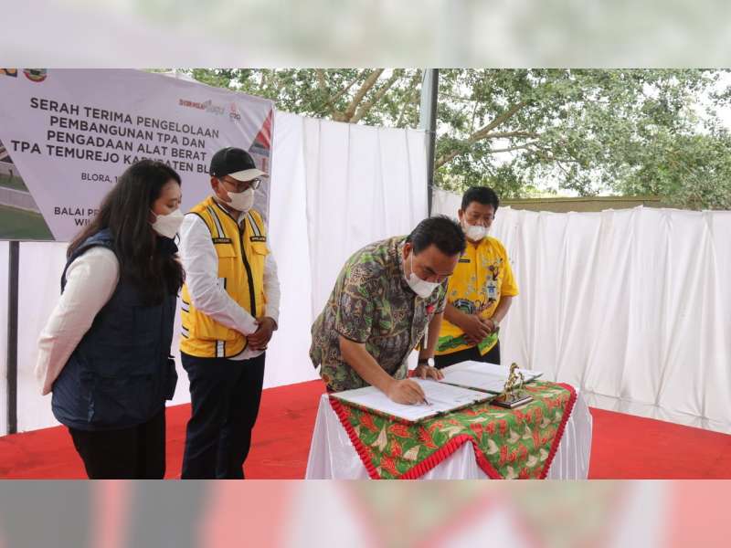 Kementerian PUPR Serahkan Hasil Pembangunan TPA Sampah Temurejo ke Pemkab Blora