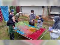 Di Tengah Keterbatasan, Batik Ciprat Karya Difabel Blora Terus Eksis