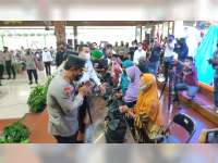Cek Vaksinasi di Blora, Kabareskrim Polri Ajak Warga Waspada Jelang Ramadan